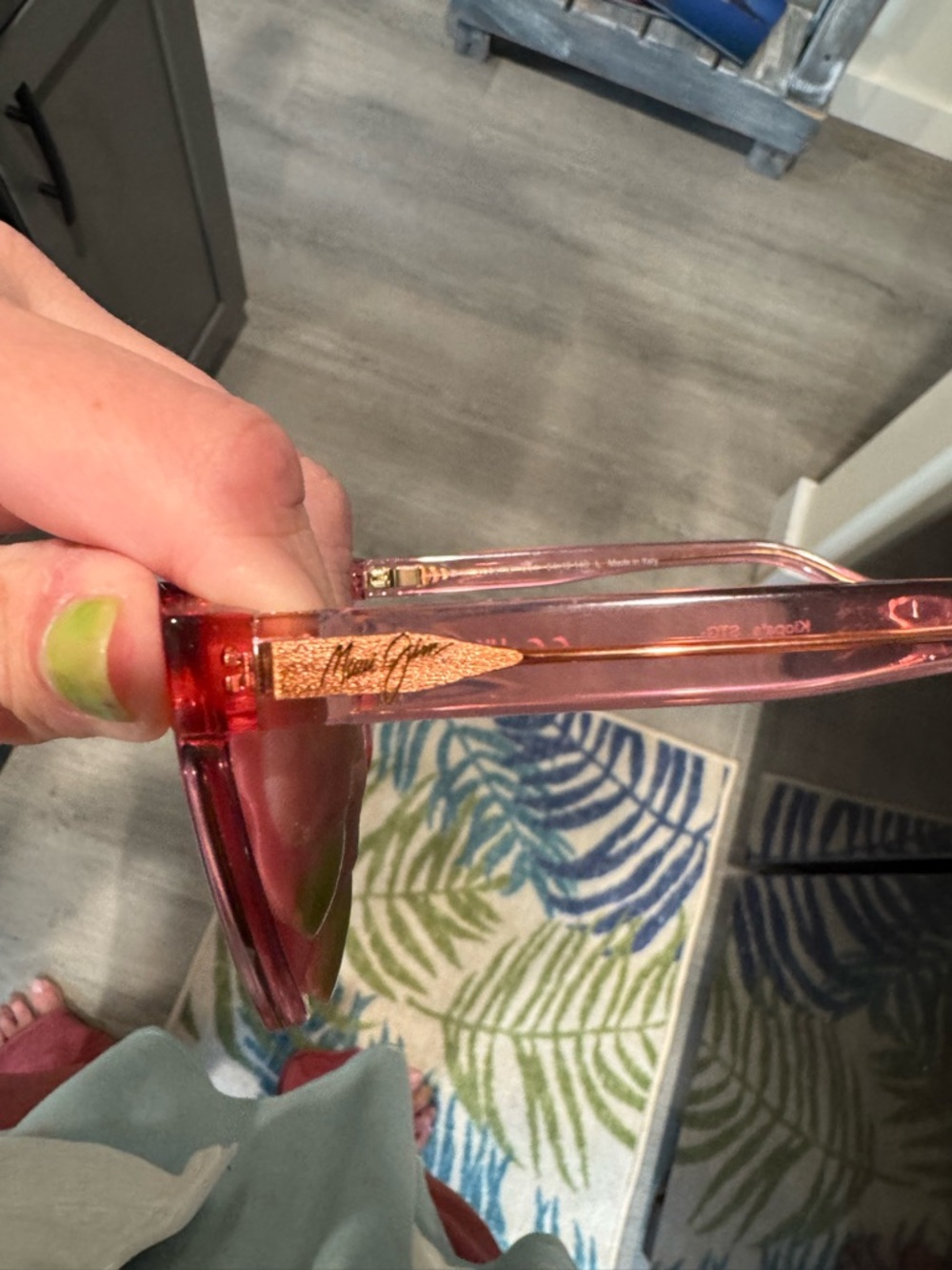 Maui Jim Women's Transparent pink sunglasses like new - Picture 2 of 5